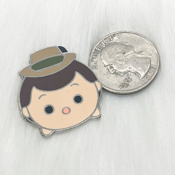 🔮 5/$25‎ Disney Adventureland Jungle Cruise Skipper Tsum Tsum Pin - Picture 2 of 2